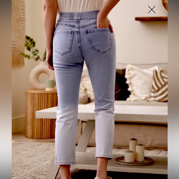 BNWT Laura ombre pull on jeans. - Picture 2 of 4